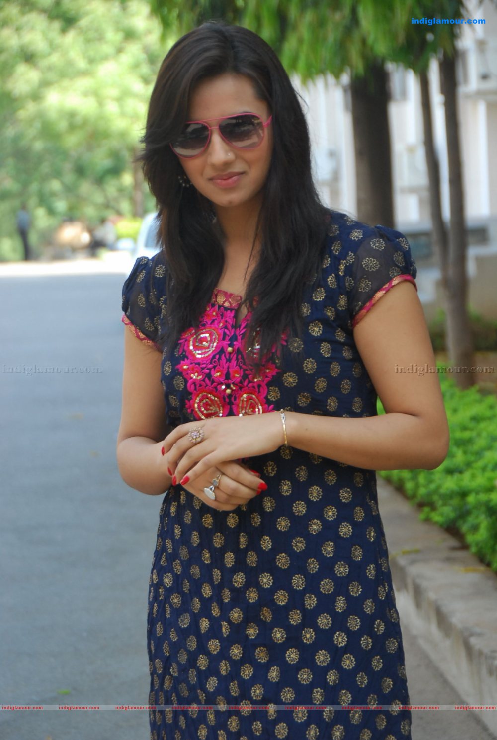 Isha Chawla Actress hd photo