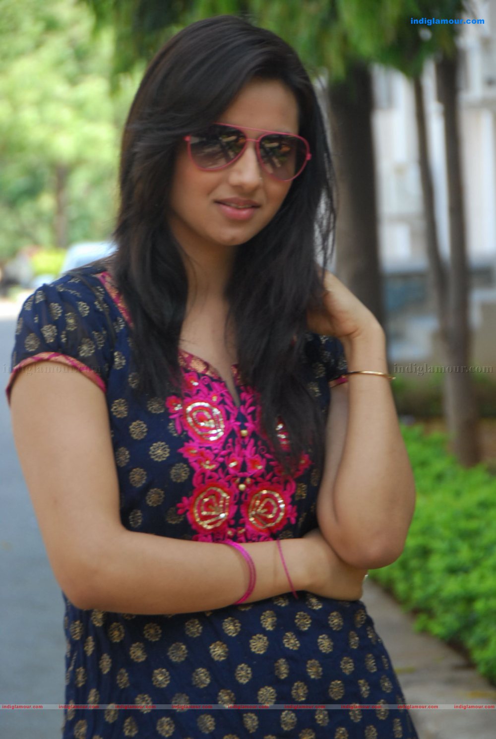 Isha Chawla Actress hd photo