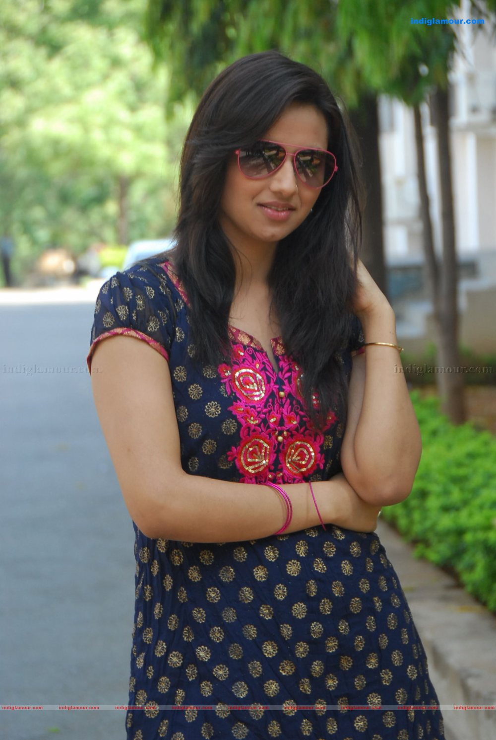 Isha Chawla Actress hd photo