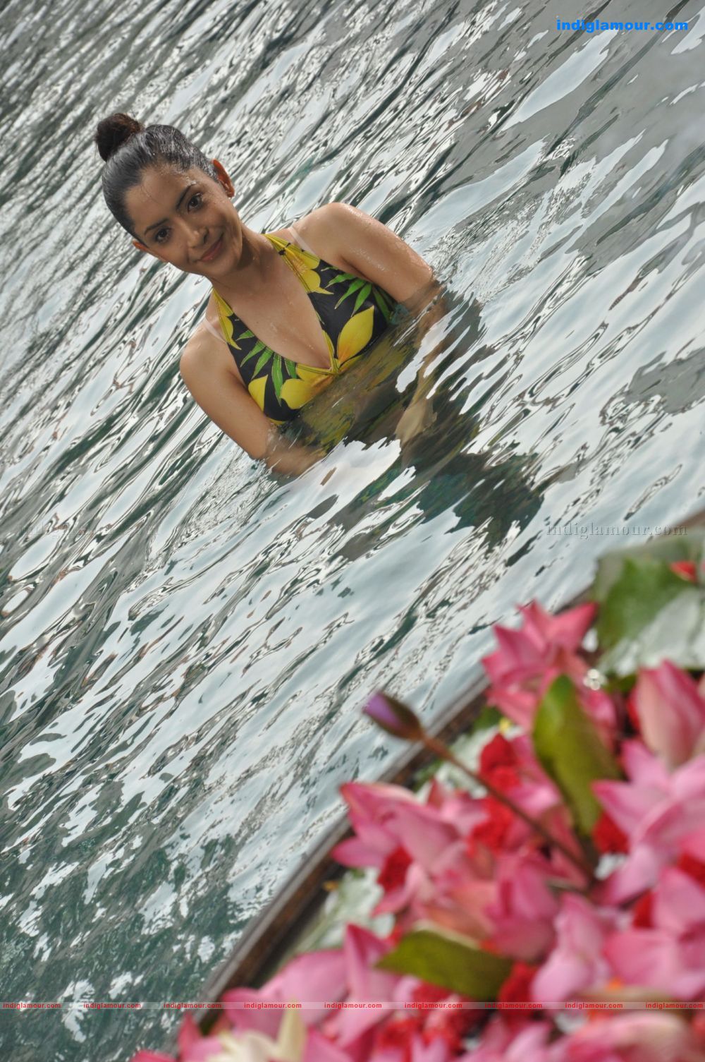Pinky Actress hd photo
