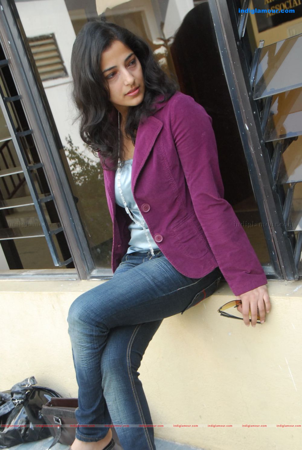 Nishanthi Actress hd photo