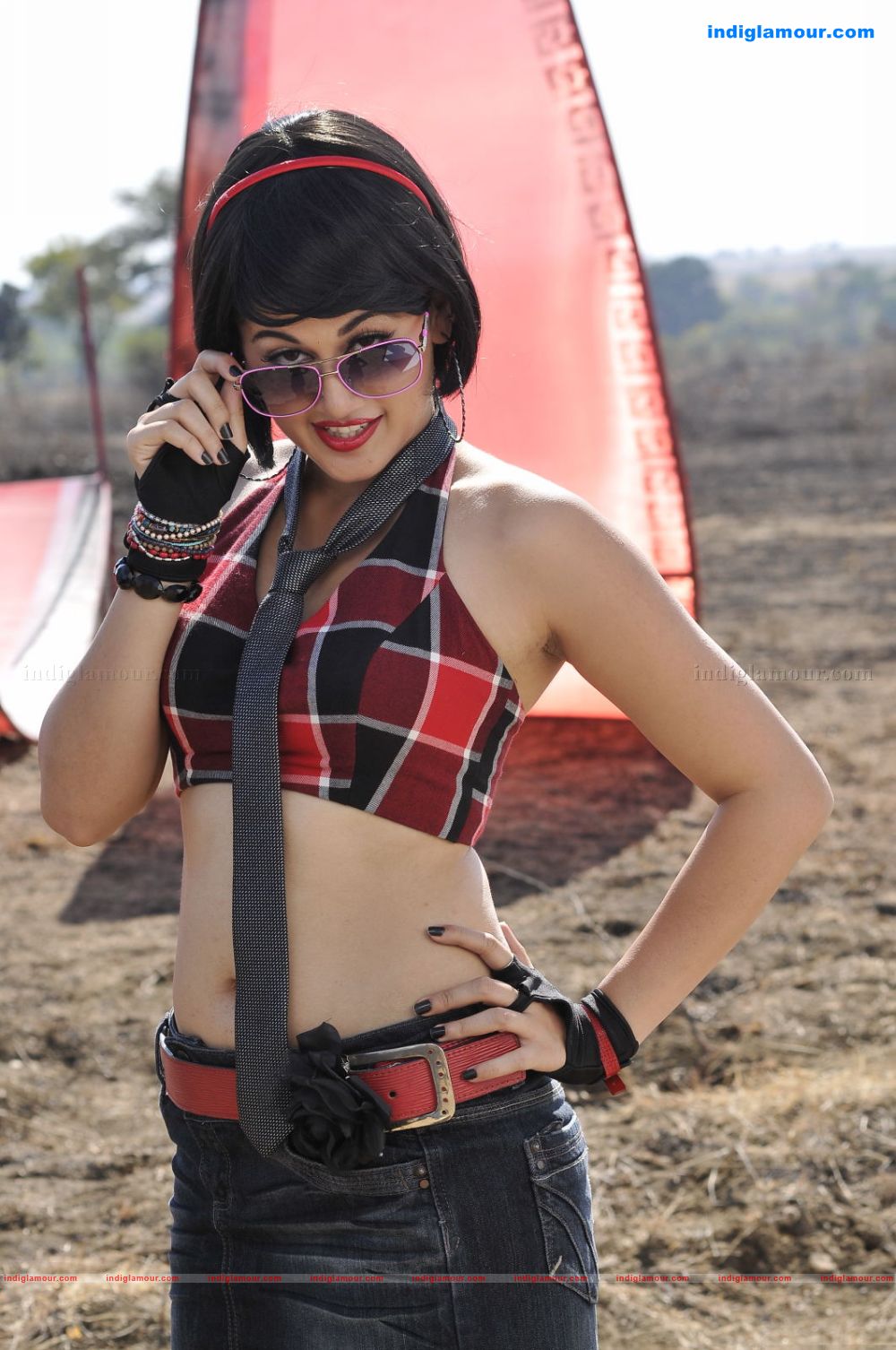 Tapsee Actress hd photo