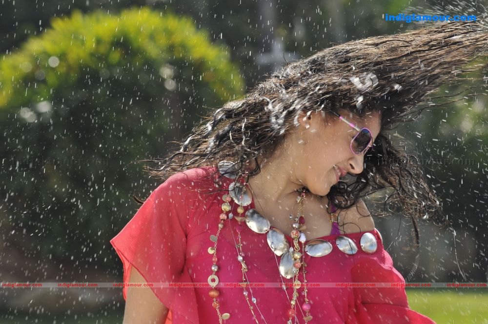 Tapsee Actress hd photo