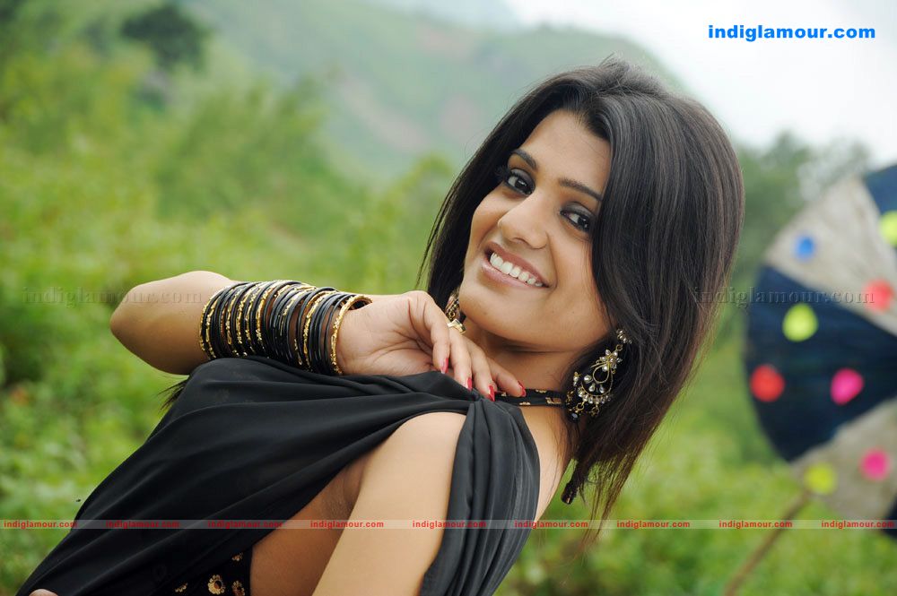 Tashu kaushik Actress hd photo