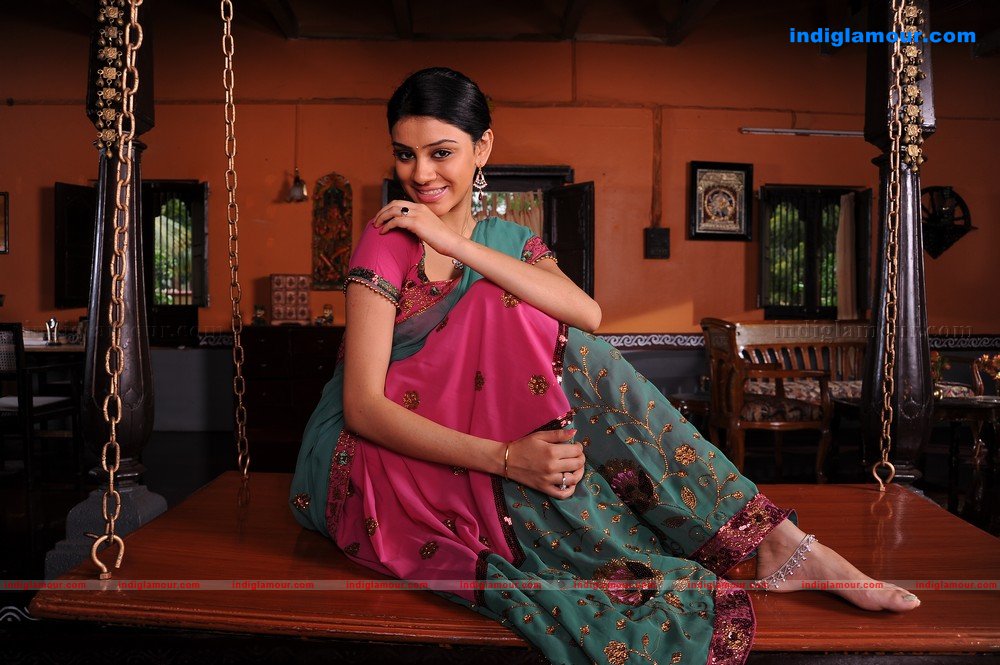 Aanchal Saberwal Actress hd photo