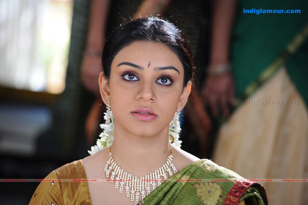 Aanchal Saberwal Actress hd photo