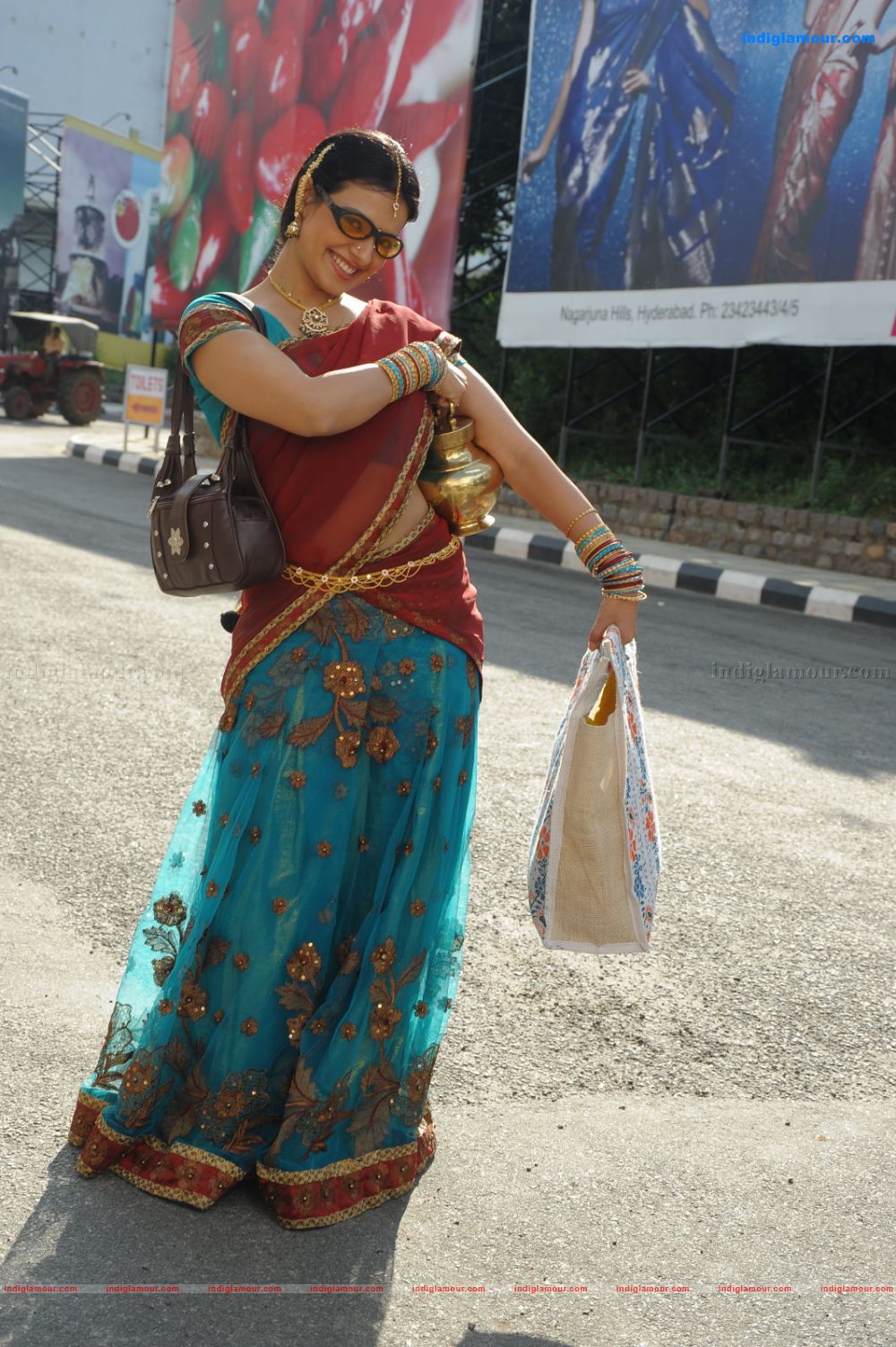Saloni Actress hd photo