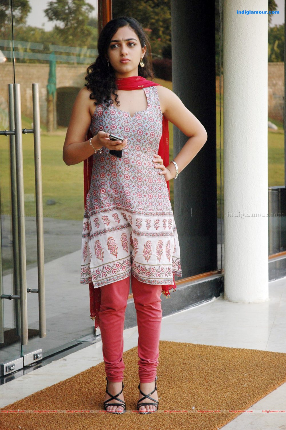 Nithya Menon Actress hd photo