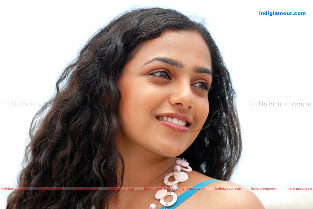 Nithya Menon Actress hd photo