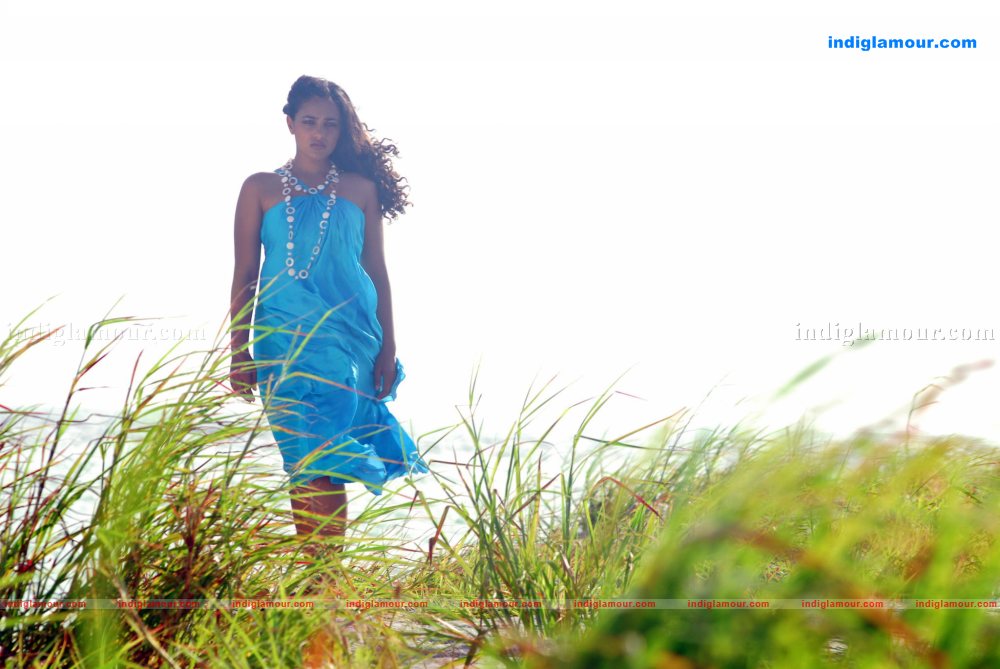 Nithya Menon Actress hd photo