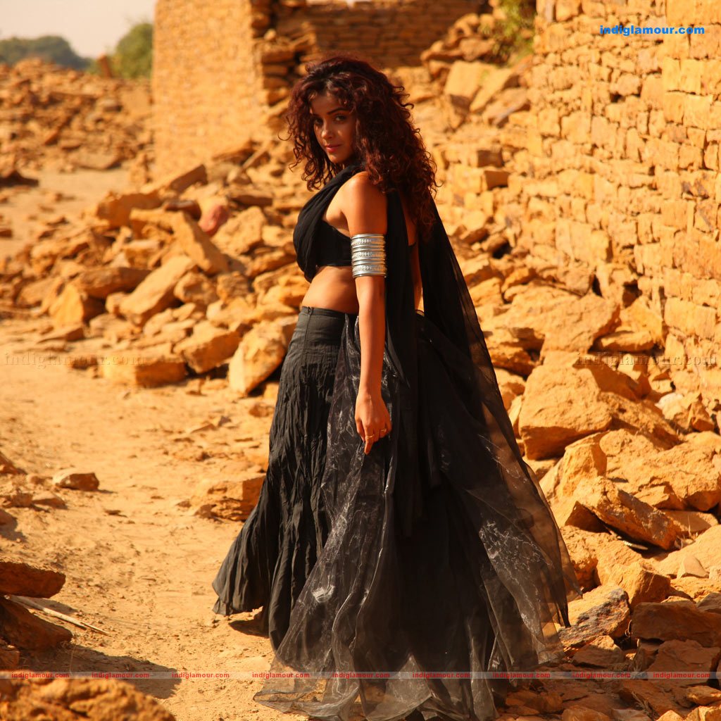 Piaa Bajpai Actress hd photo