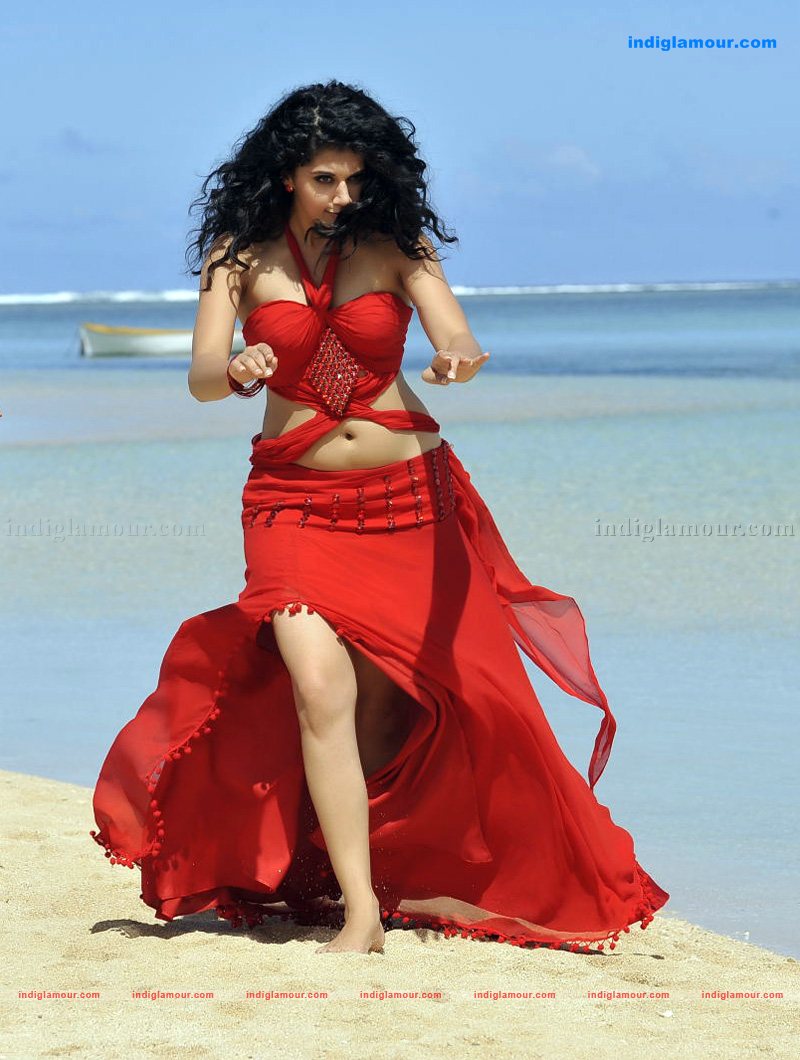 Tapasee Actress hd photo