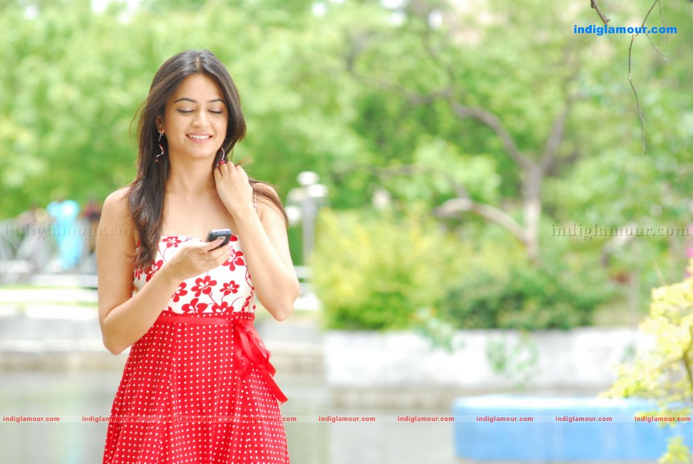 Kriti Kharbanda Actress hd photo