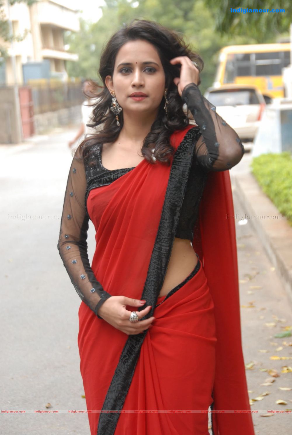 Chinmayi Actress hd photo