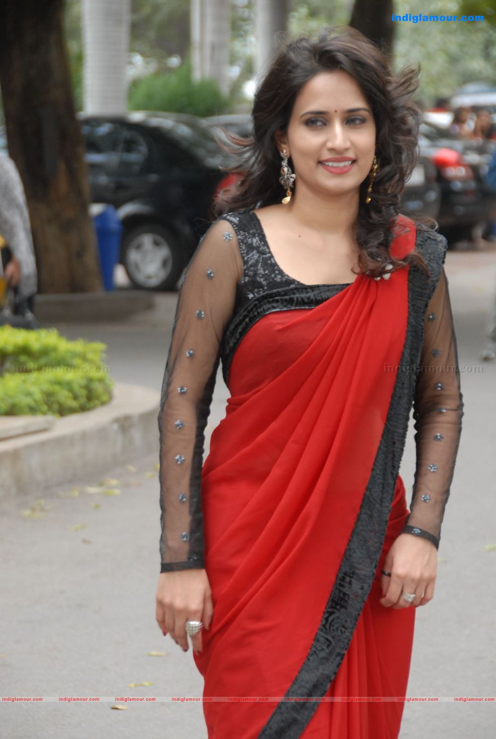 Chinmayi Actress hd photo