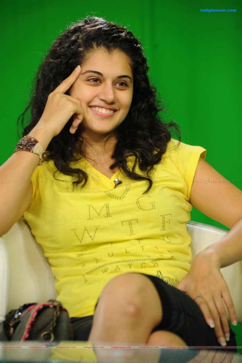 Tapasee Actress hd photo