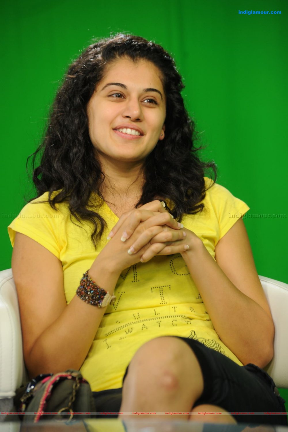Tapasee Actress hd photo