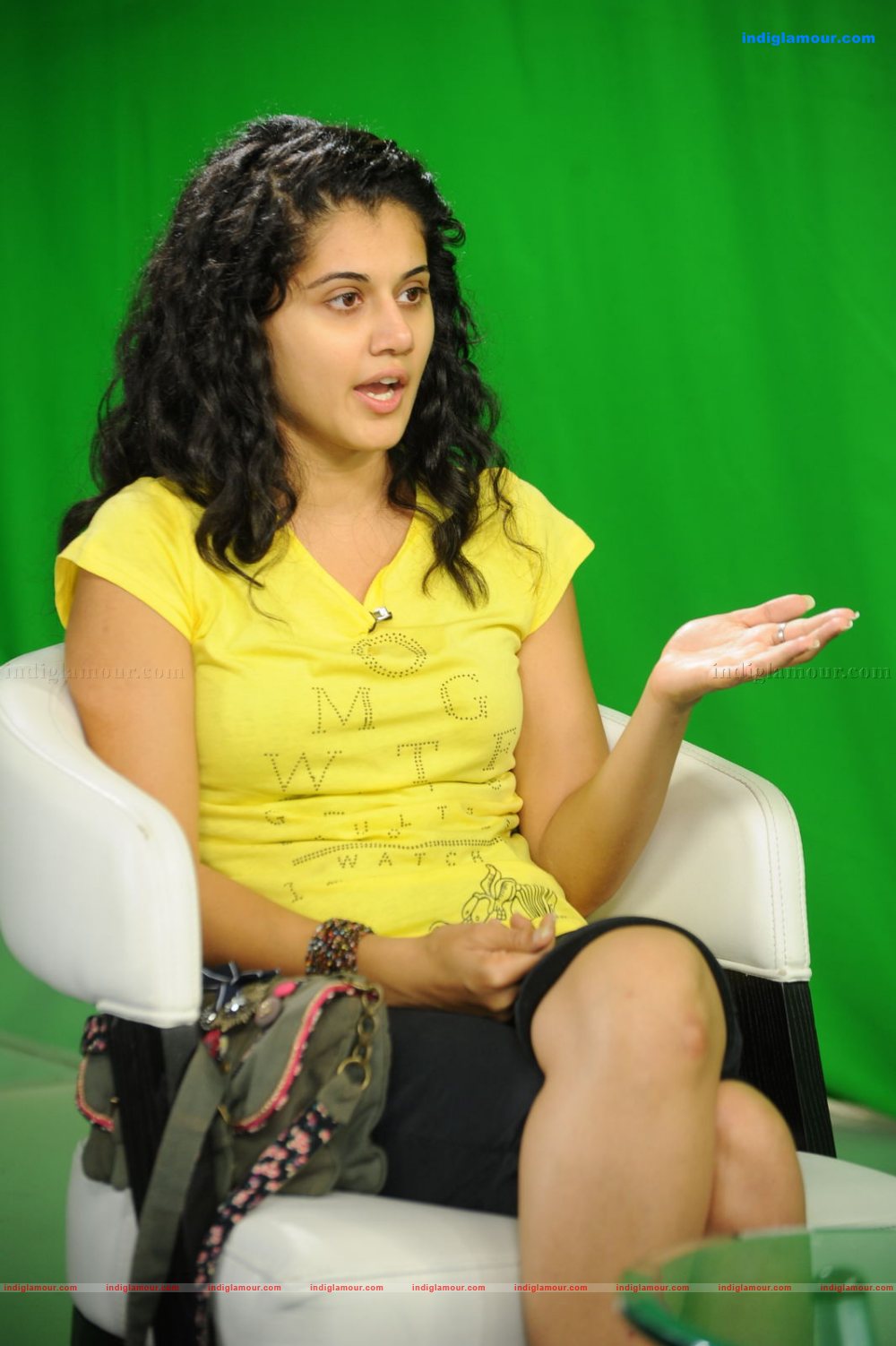Tapasee Actress hd photo