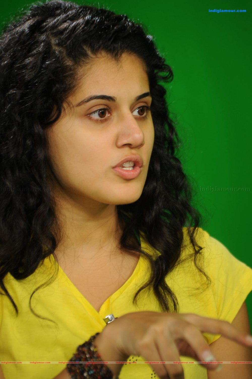 Tapasee Actress hd photo
