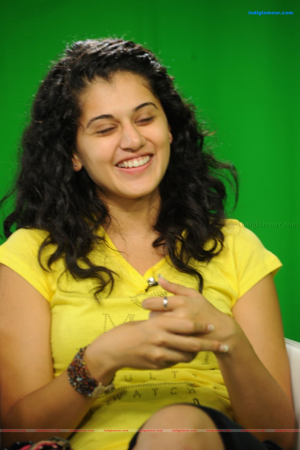 Tapasee Actress hd photo