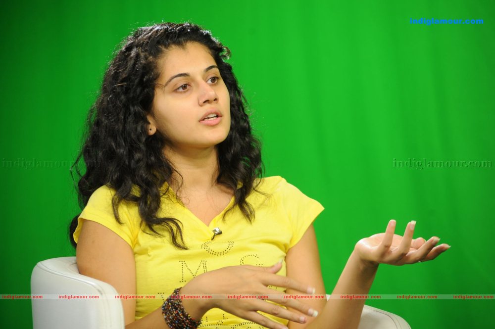 Tapasee Actress hd photo