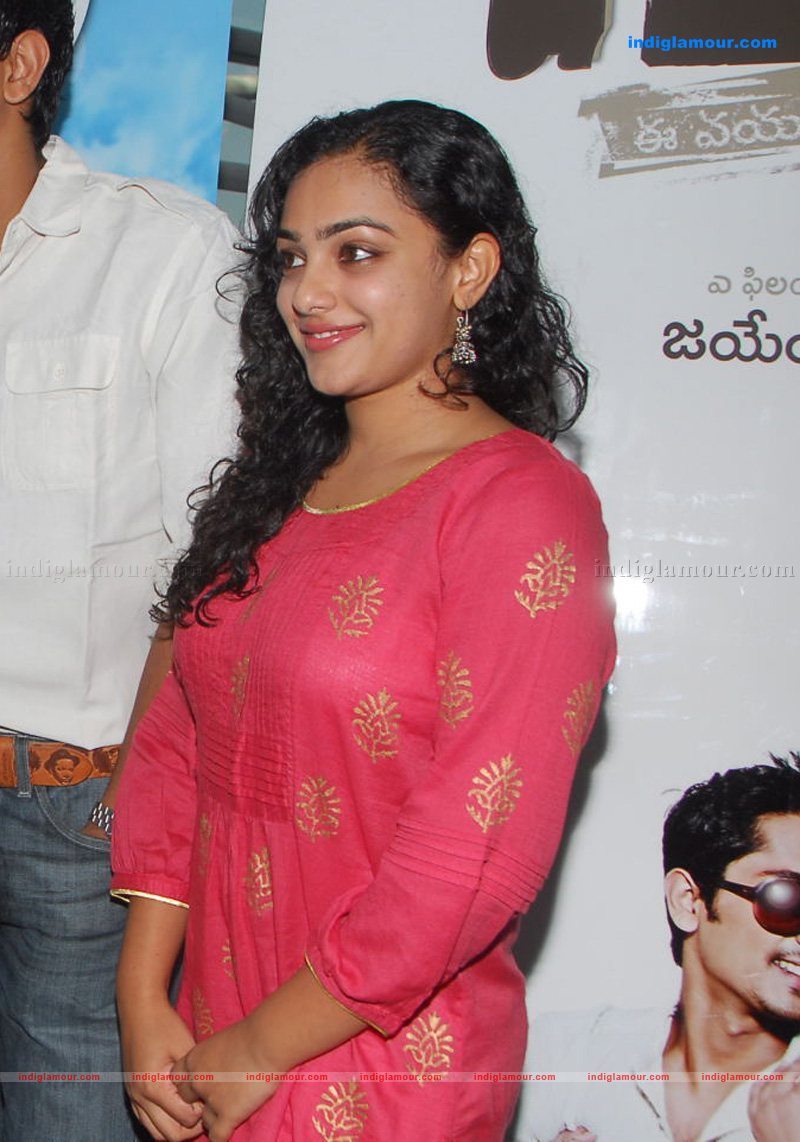 Nithya Menon Actress hd photo