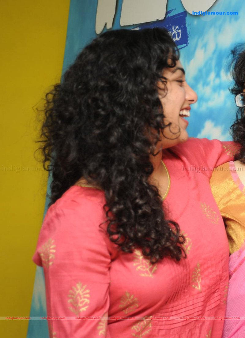 Nithya Menon Actress hd photo