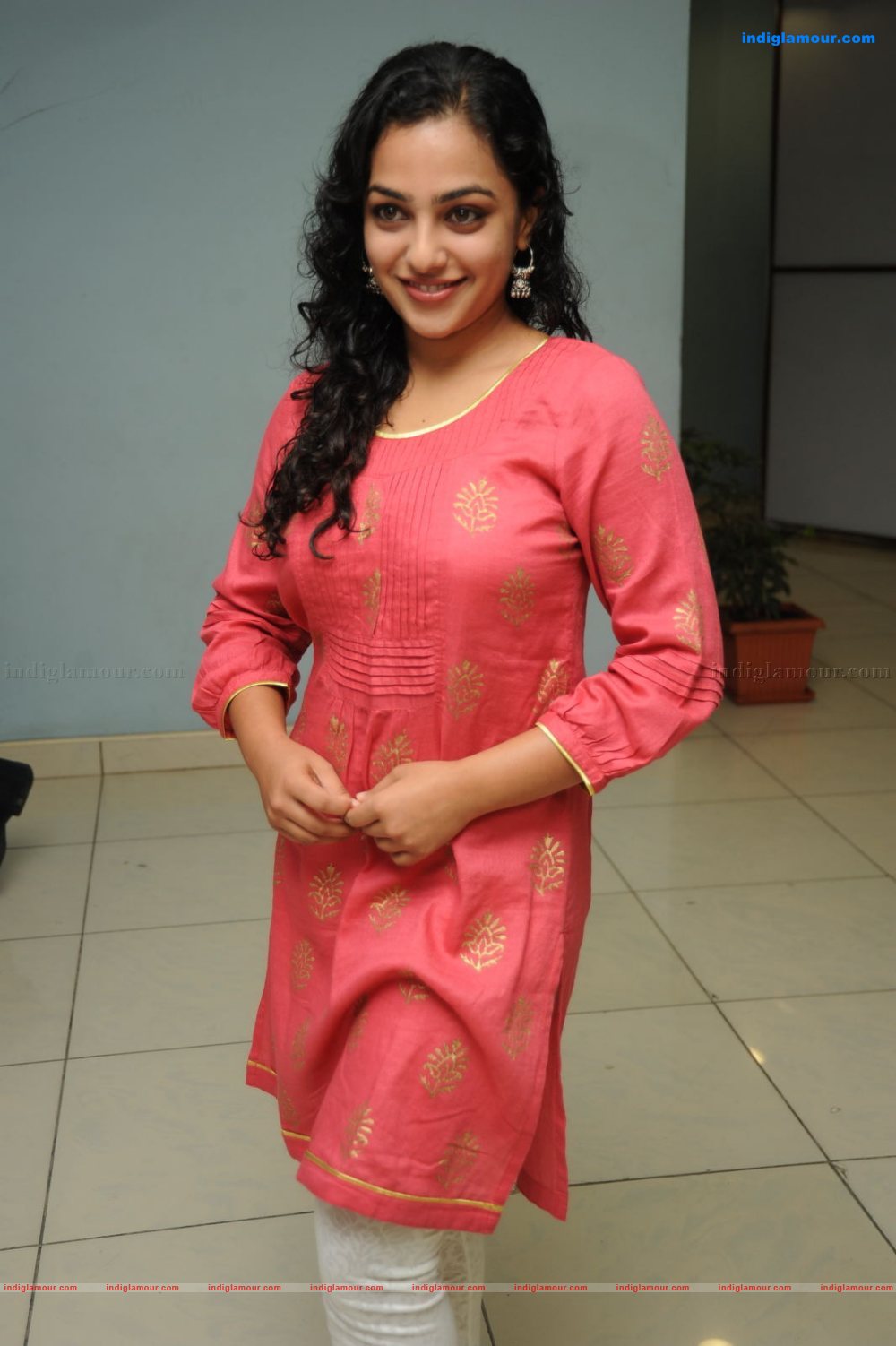 Nithya Menon Actress hd photo