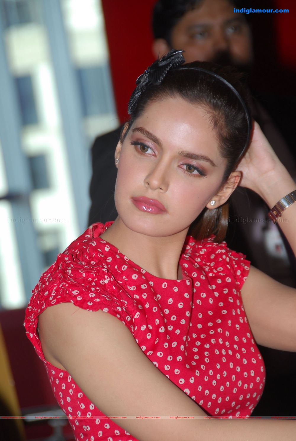 Shazahn Padamsee Actress hd photo