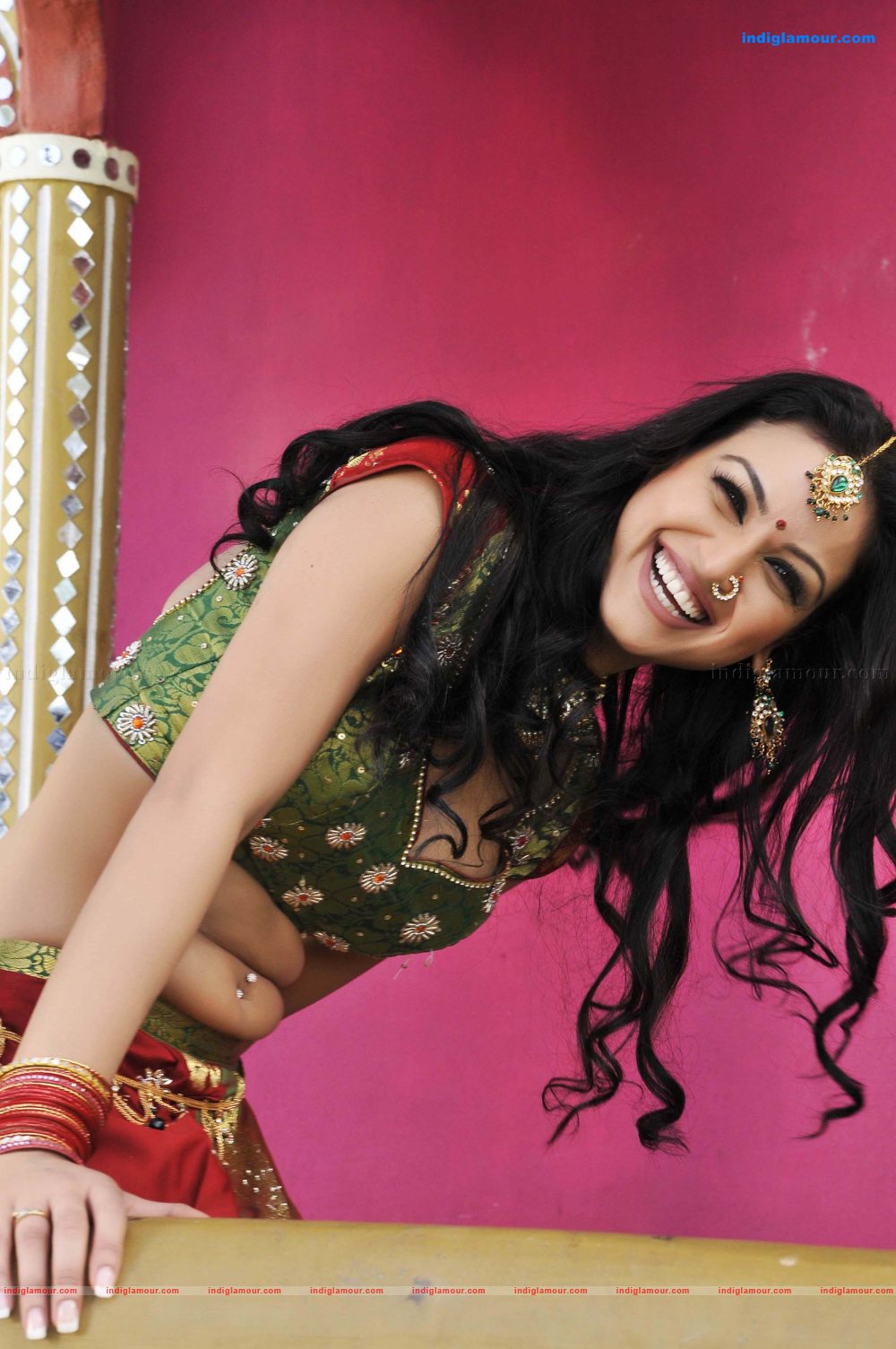 Maryam Zakaria Actress hd photo