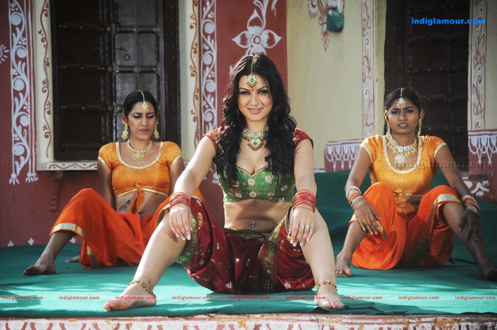 Maryam Zakaria Actress hd photo