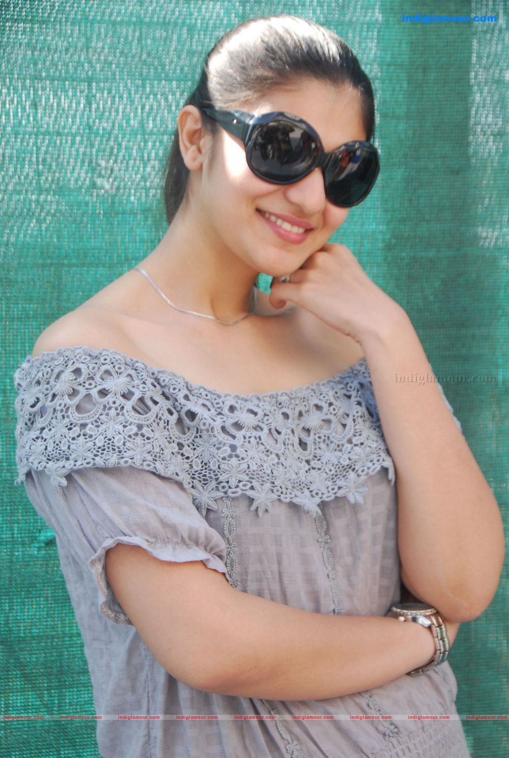 Siya Gautham Actress hd photo