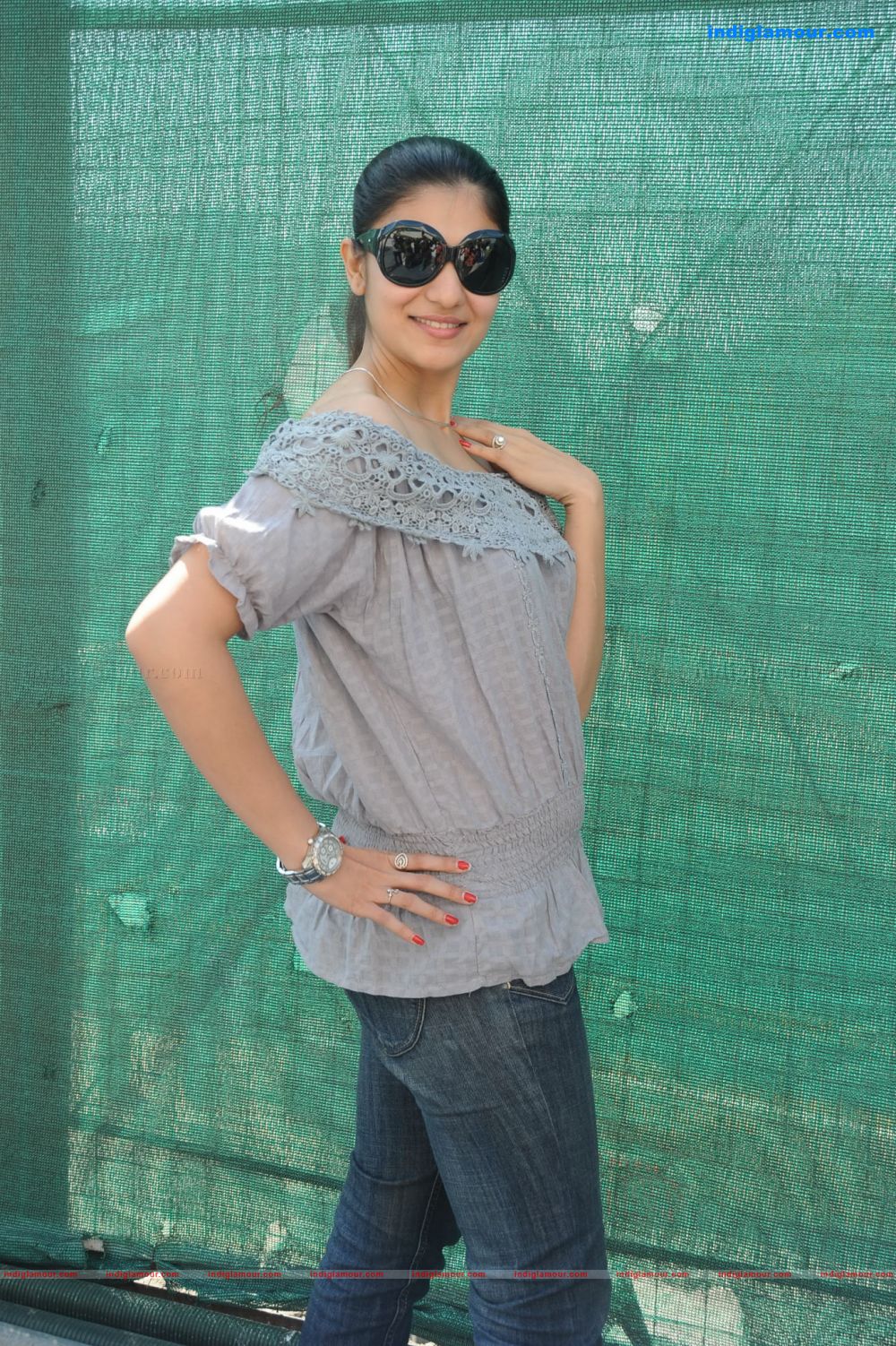 Siya Gautham Actress hd photo