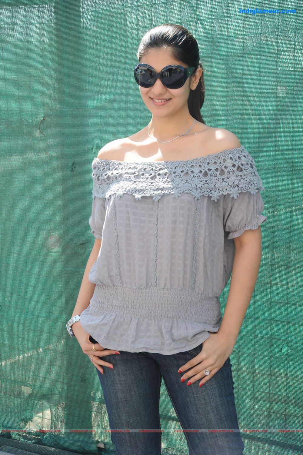 Siya Gautham Actress hd photo