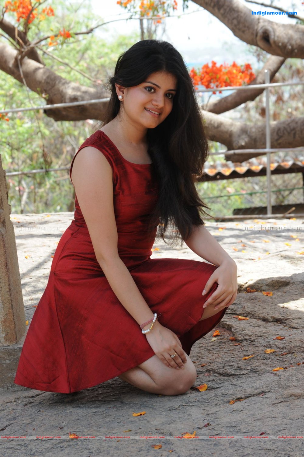 Meenakshi Actress hd photo