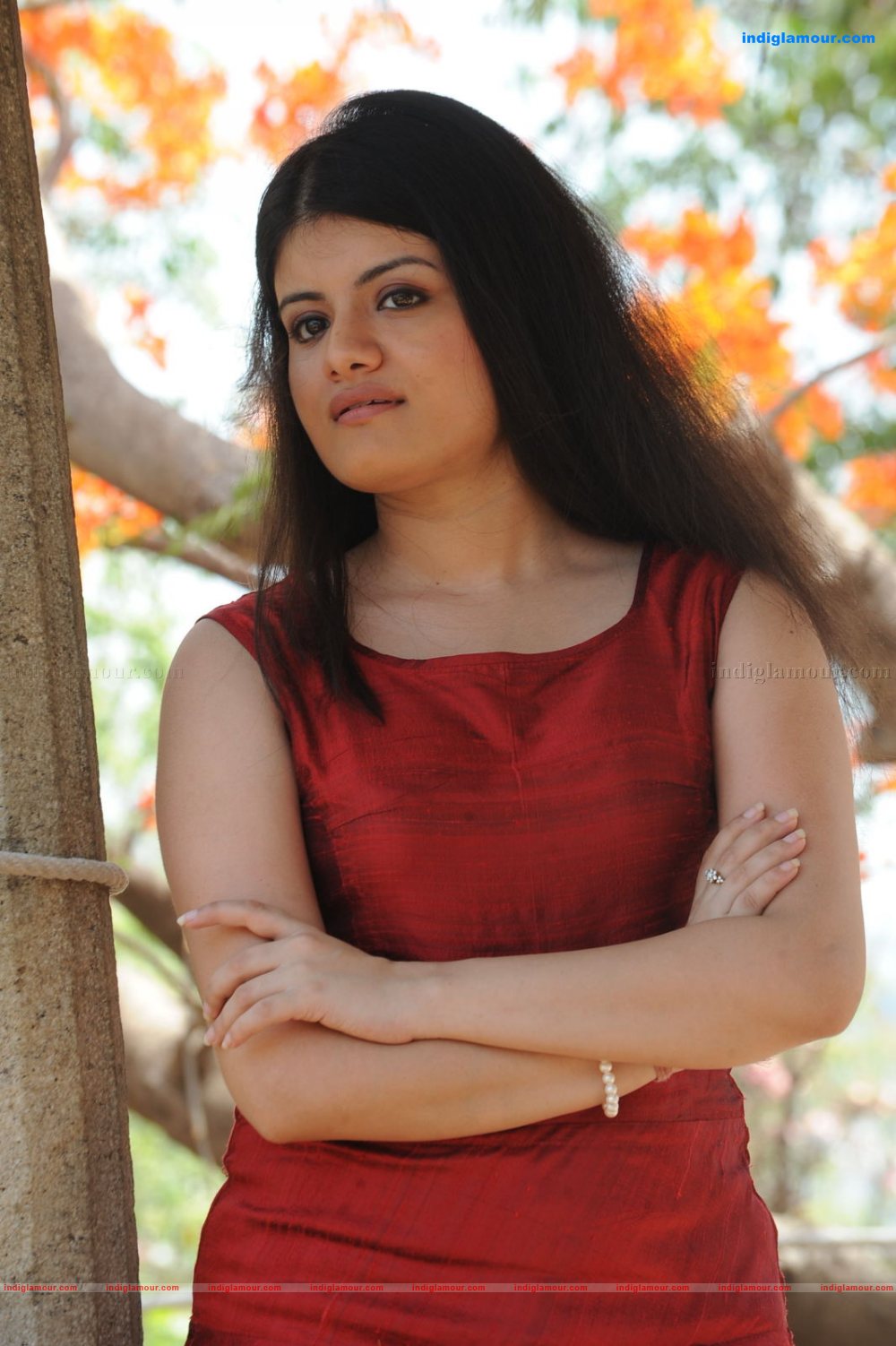 Meenakshi Actress hd photo