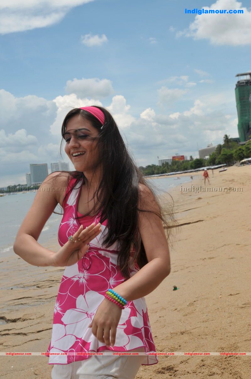 Aksha Actress hd photo