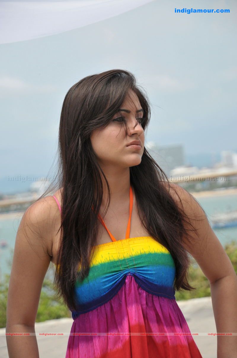Aksha Actress hd photo