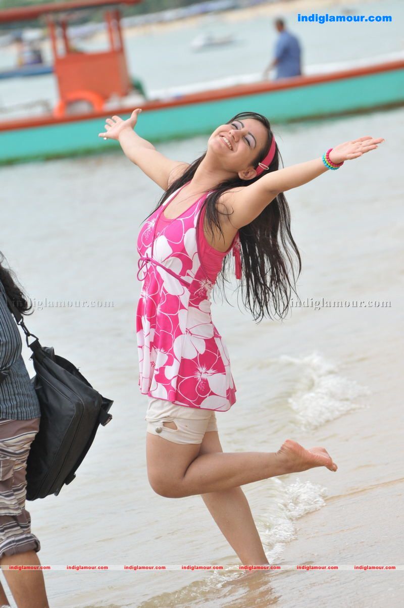 Aksha Actress hd photo