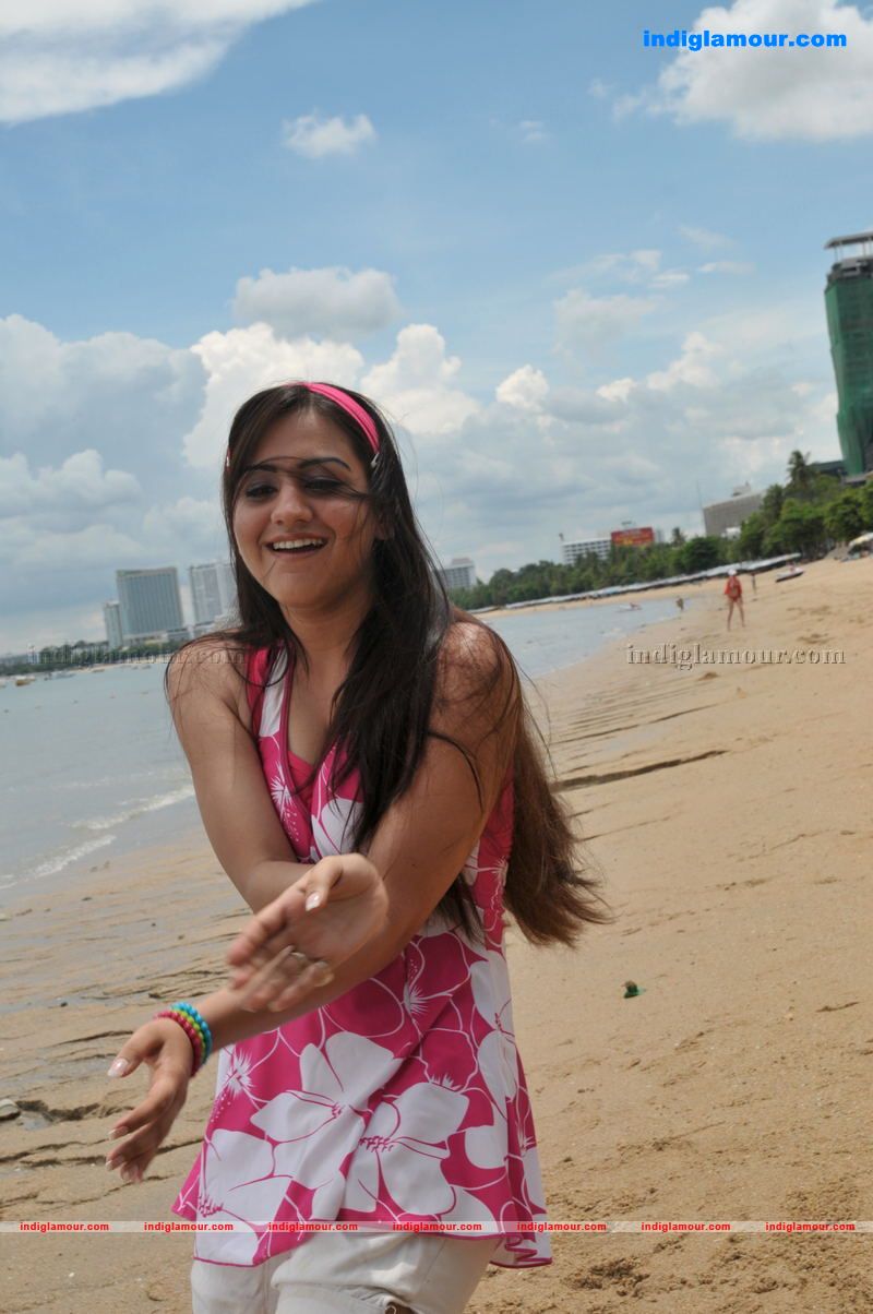 Aksha Actress hd photo