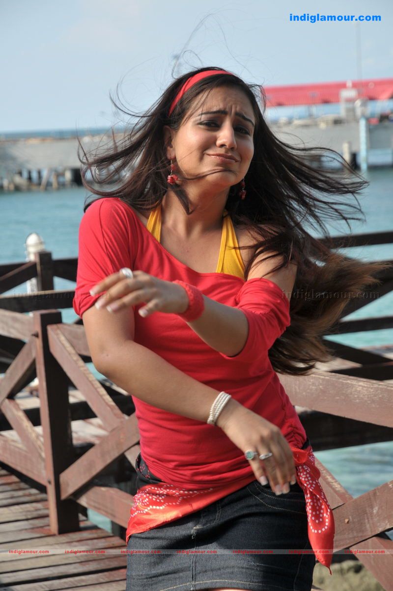 Aksha Actress hd photo