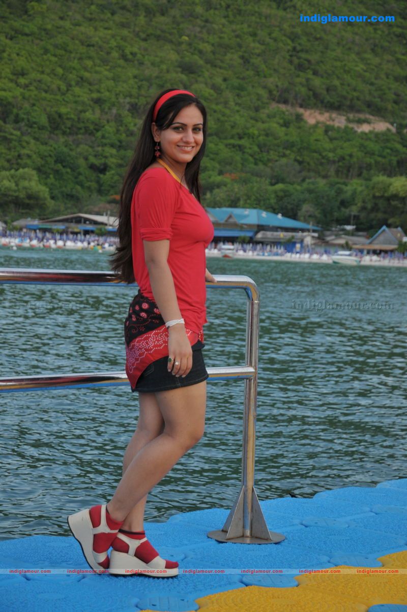 Aksha Actress hd photo