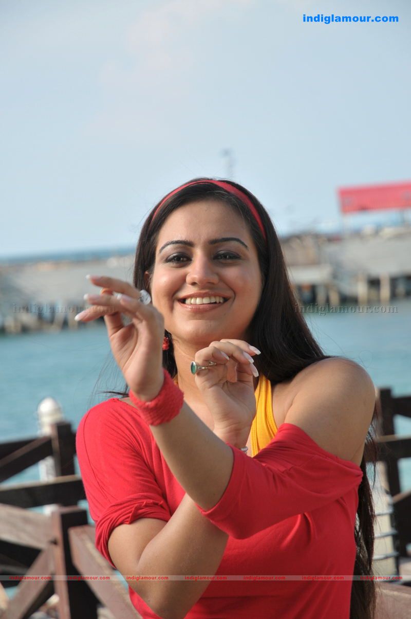 Aksha Actress hd photo