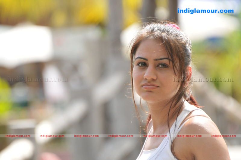 Aksha Actress hd photo