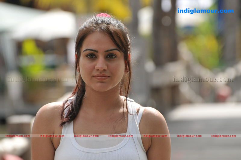 Aksha Actress hd photo