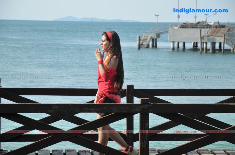 Aksha Actress hd photo