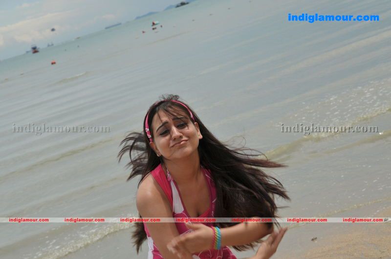 Aksha Actress hd photo