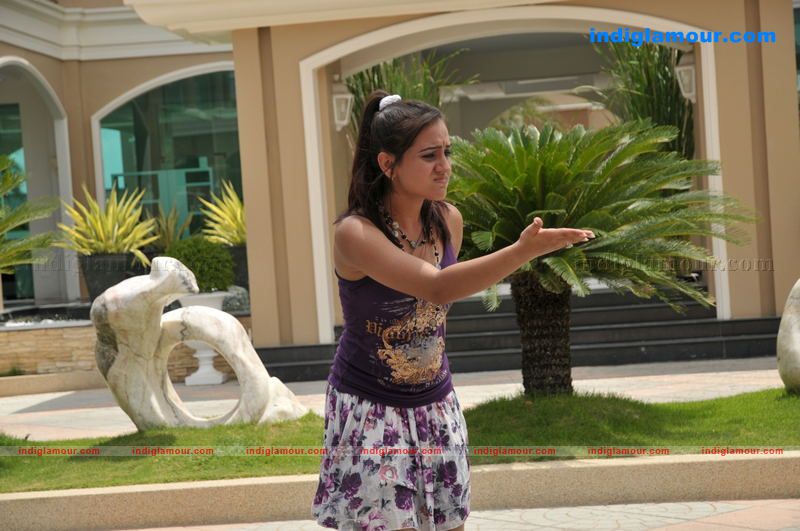 Aksha Actress hd photo