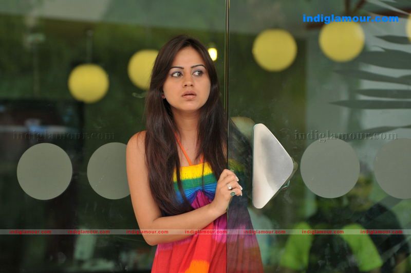 Aksha Actress hd photo