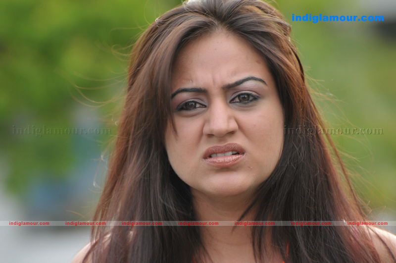 Aksha Actress hd photo